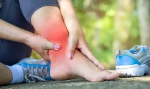 Làm Gì Khi Bị Lật Sơ Mi Cổ Chân
